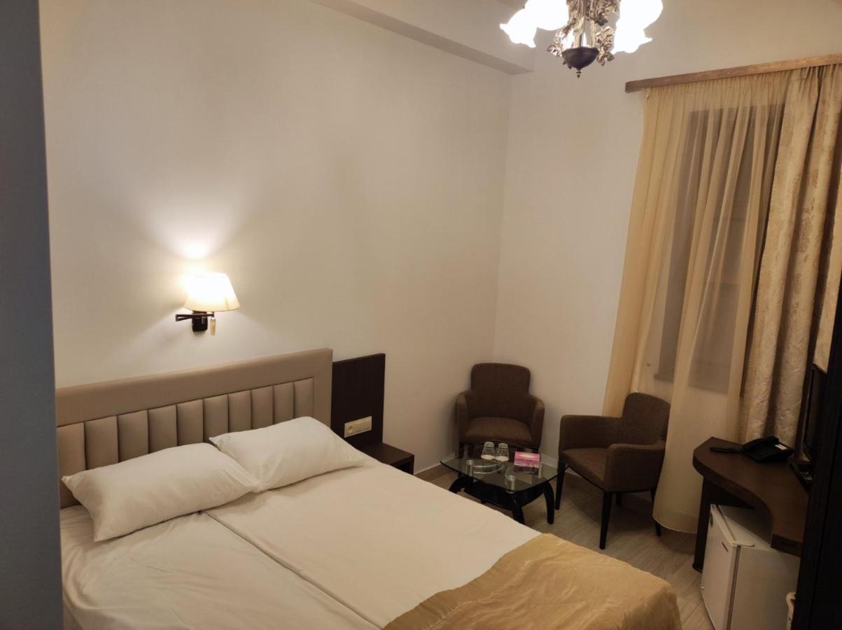 Yerevan Deluxe Hotel Eksteriør bilde