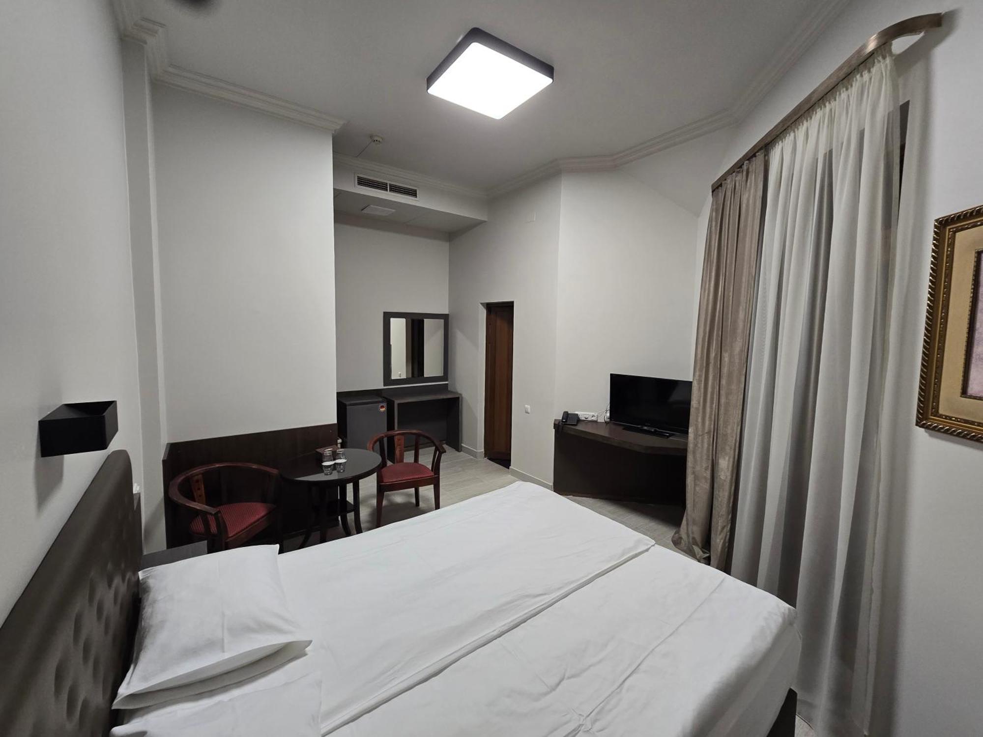 Yerevan Deluxe Hotel Eksteriør bilde
