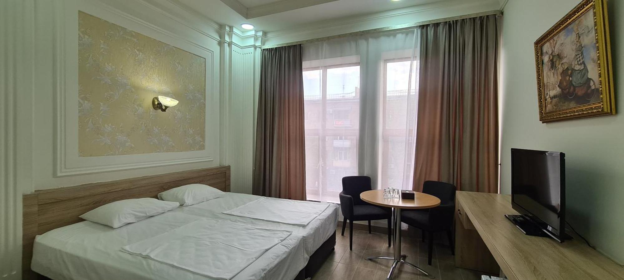 Yerevan Deluxe Hotel Eksteriør bilde